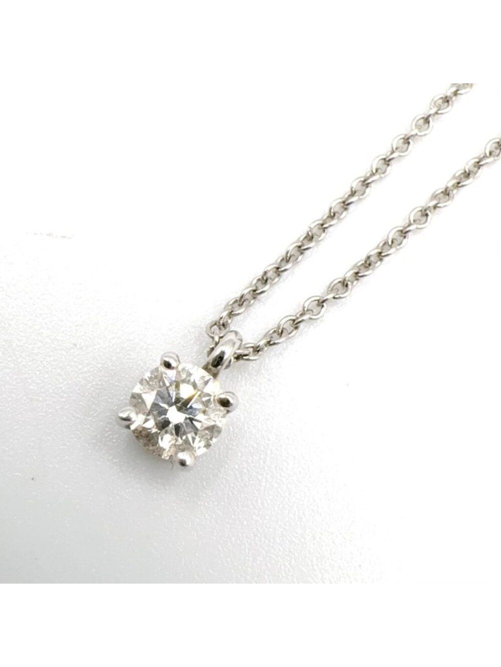 Tiffany & Co Solitaire Diamond Clear Platinum Necklace